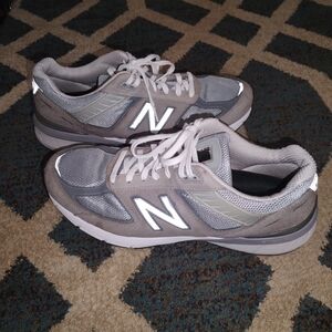 New Balance 990v5 Made In USA Men's Size 12 Grey White Shoes NB 990 M990GL5 Used